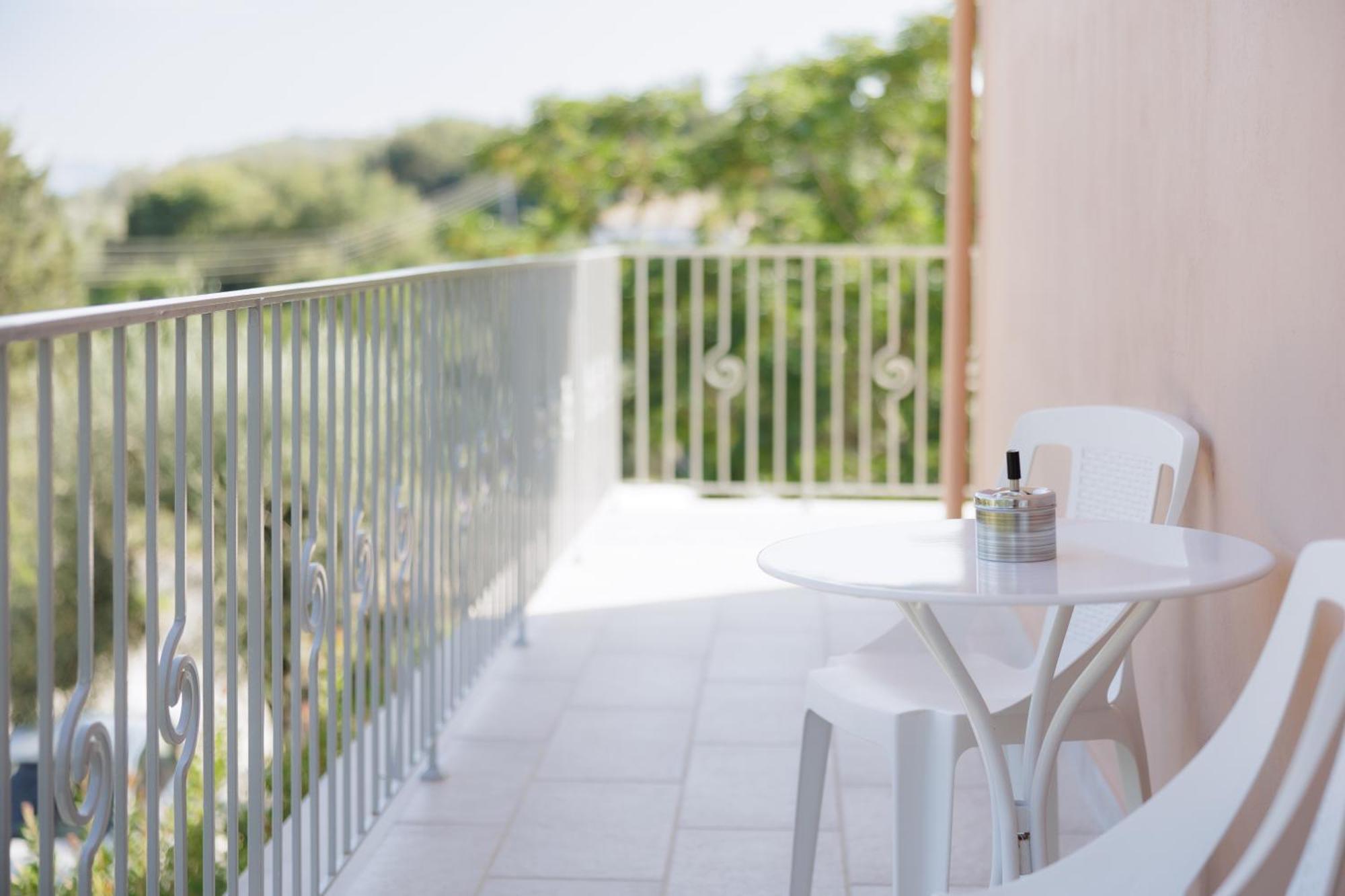 Sundial House Apartment Gouvia Luaran gambar